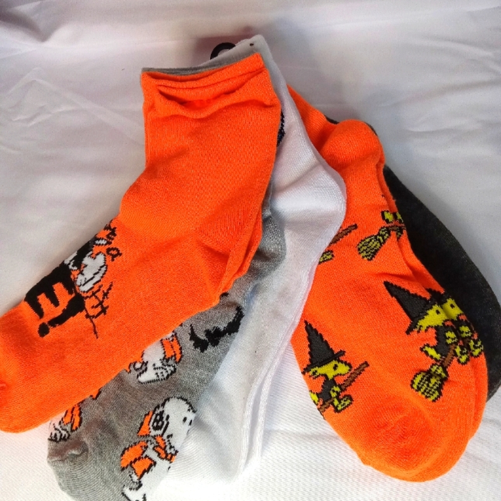 PEANUTS SOCKS PACK OF 5
